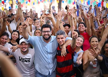 Bruno Moraes, ao centro - Foto: Reprodução Instagram