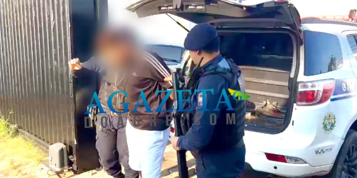 Polícia Militar apreende adolescente com arma de guerra no Segundo Distrito de Rio Branco