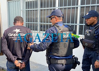 Homem acusado de matar peão de fazenda a golpes de foice confessa o crime e é preso