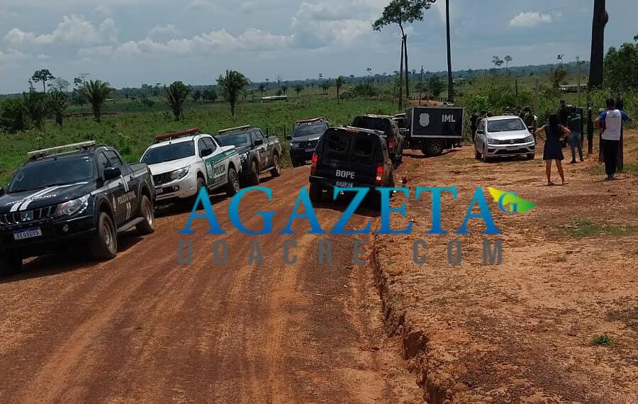Quatro suspeitos morreram em confronto com a polícia após assalto a fazenda no interior do Acre