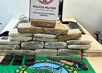 Motociclistas são presos em flagrante com mais de 15 quilos de drogas em estrada no Acre