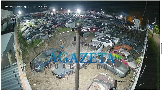 Criminosos invadem pátio do Detran e tentam roubar veículos; maior parte do grupo é de adolescentes