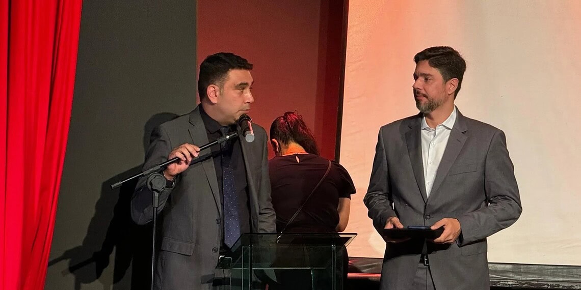 Empresário Marcello Moura é homenageado com título de Empreendedor do Município