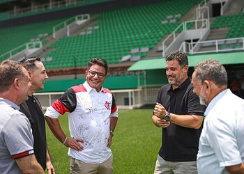 Flamengo deve participar de jogo histórico de reinauguração do Arena da Floresta em novembro
