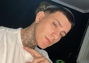 Foto: Reprodução/Instagram/@arthururachoficial