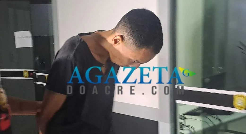Filho que confessou ter matado a mãe a facadas vira réu em Rio Branco