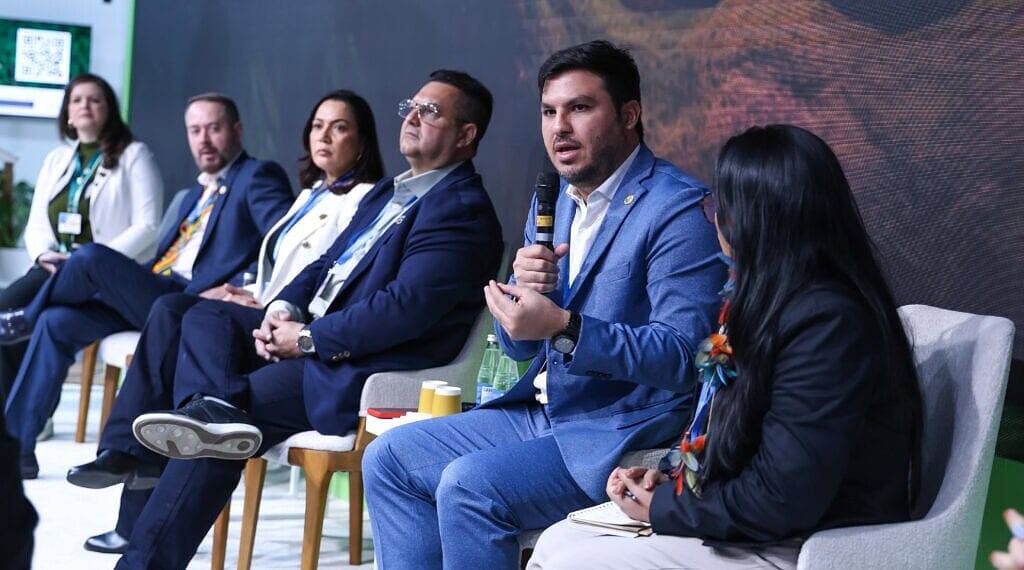 Painel Acre Resiliente é apresentado na COP 29 por gestores do estado