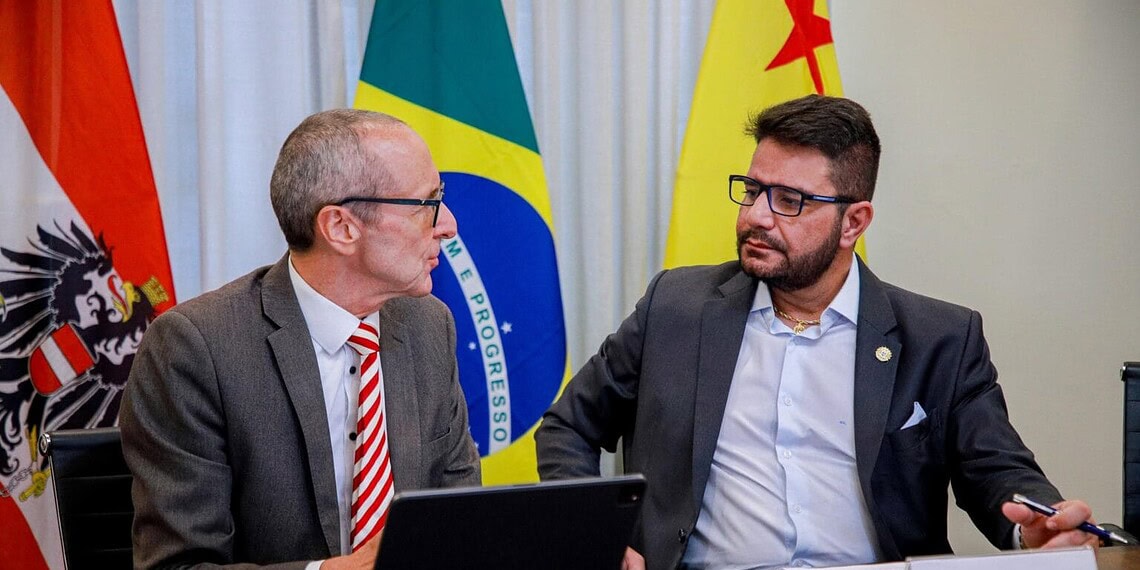 Embaixador reforçou a intenção de fortalecer a colaboração entre seu país e o estado. Foto: Neto Lucena/Secom