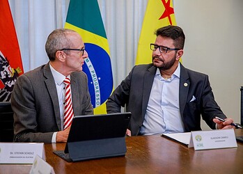 Embaixador reforçou a intenção de fortalecer a colaboração entre seu país e o estado. Foto: Neto Lucena/Secom