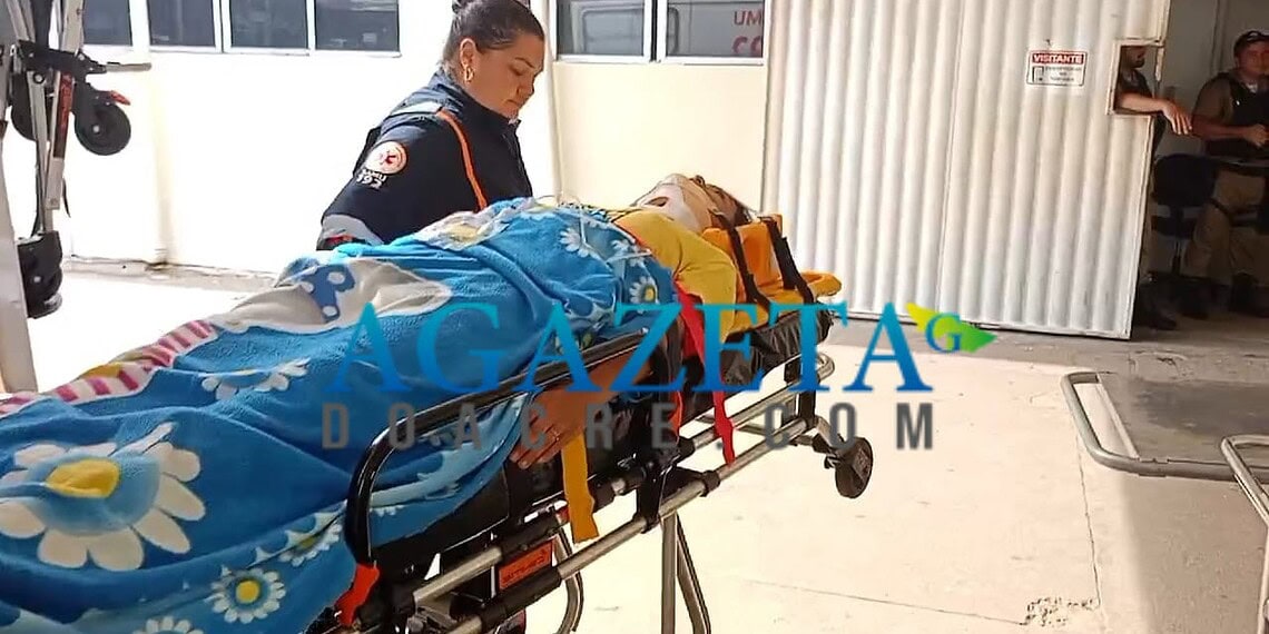 Adolescente cai de cavalo e é transferida para Rio Branco com suspeita de trauma na coluna