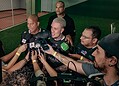 Com MC Daniel e lendas do esporte, jogo solidário arrecada 8 toneladas de alimentos