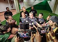 Com MC Daniel e lendas do esporte, jogo solidário arrecada 8 toneladas de alimentos