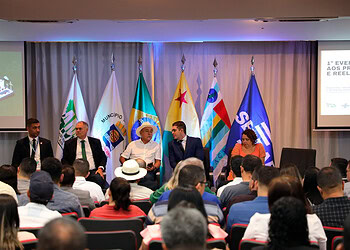 Prefeitos Eleitos e Reeleitos para 2025-2028 participam de Evento de Acolhida, em Rio Branco