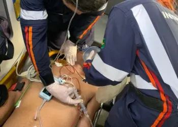 Dor no peito e falta de ar: saiba o que fazer diante de um infarto fulminante 3 Atendimento rápido reduz danos causados pelo infarto e AVC. Foto: cedida