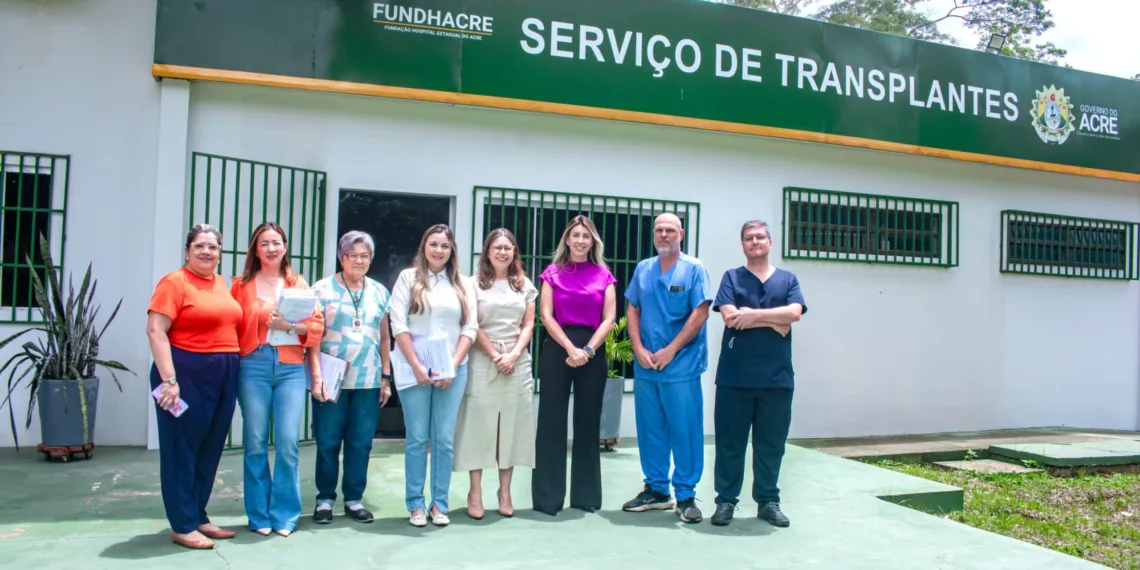Equipe passou por diversos setores durante vistoria técnica na Fundhacre. Foto: Gleison Luz/Fundhacre