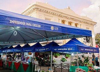 Feira Natalina acontece entre os dias 18 e 30 de dezembro, a partir das 17h. Foto: Neto Lucena/Secom