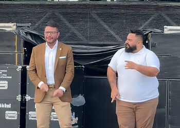 ANSIOSO! Governador posta vídeo dançando perto do palco do Réveillon da Família