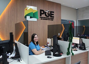 Atendimento pode ser realizado na PGE ou na OCA. Foto: Ravenna Nogueira/PGE