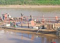 Bombeiros resgatam UBS fluvial parcialmente submersa em Rodrigues Alves; veja imagens