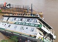 Bombeiros resgatam UBS fluvial parcialmente submersa em Rodrigues Alves; veja imagens