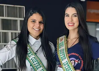 A Miss Café Acre 2024, Amanda Diniz, participou da Semana Internacional do Café da Expominas, ostentando mais um título de rainha. Veja mais na coluna Beth Passos