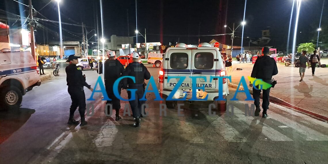 Perseguição policial em Rio Branco termina com prisão de quatro suspeitos e apreensão de arma