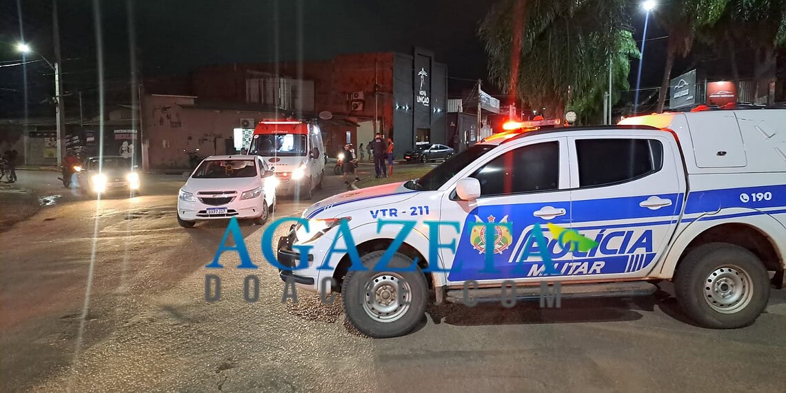 Mulher é atropelada na Avenida Amadeo Barbosa e filho tenta agredir motorista