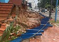 Calçada do Mercado dos Colonos em Rio Branco desaba e Defesa Civil isola área