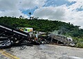 Fotos e vídeo: veja imagens do acidente que deixou 38 mortos em MG