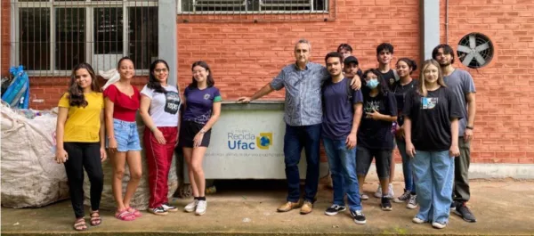 Projeto Recicla Ufac recolhe mais de 4 toneladas de vasilhames no campus-sede, em Rio Branco