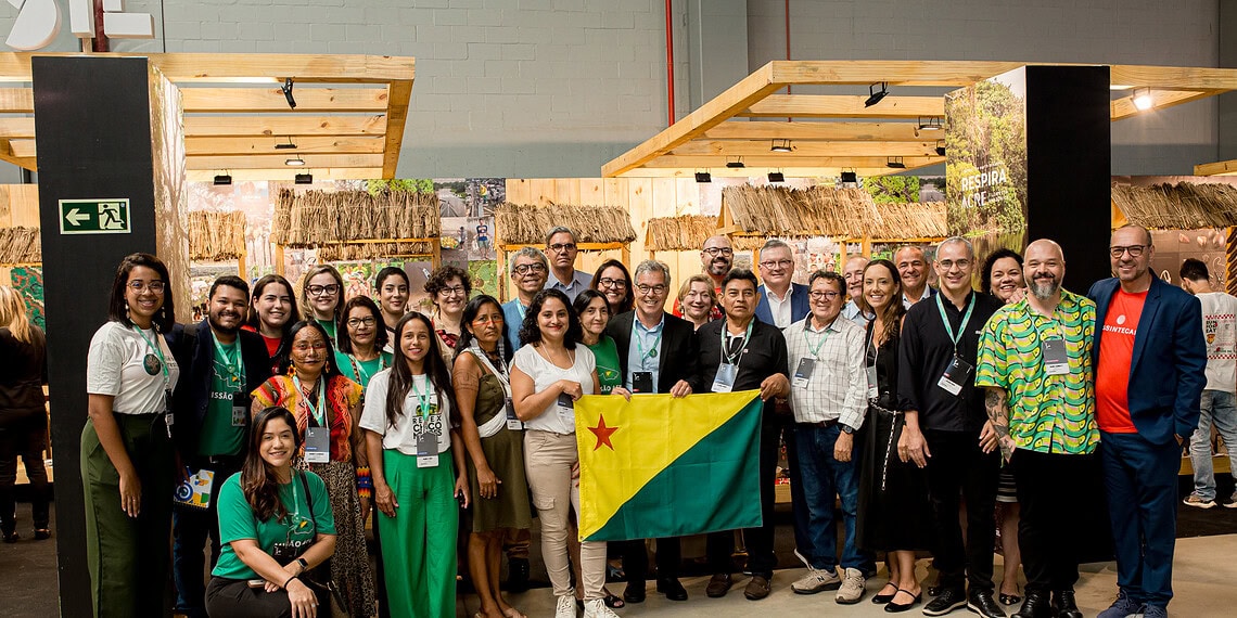 Riqueza natural do Acre destaca-se durante maior evento de moda da América Latina