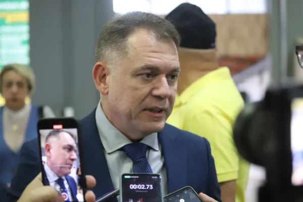 Alysson Bestene defende diálogo com Câmara para resolver impasse das emendas em Rio Branco