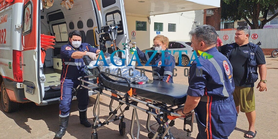 Criança de 8 anos se afoga em piscina, é reanimada pelo avô e dá entrada no PS em estado grave