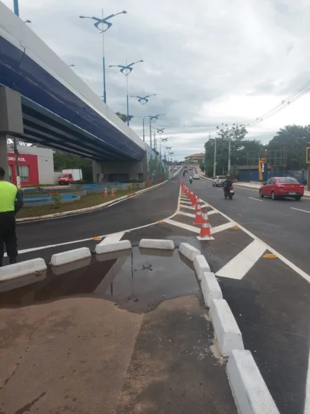 Após flagrante de infrações, RBTrans anuncia mudanças na sinalização do elevado Beth Bocalom