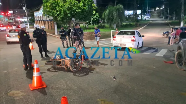 Motorista sofre traumatismo craniano após colisão em cruzamento na Avenida Ceará, em Rio Branco