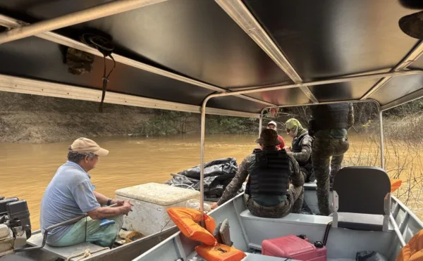 Patrulha fluvial combate crimes ambientais e soma 38 ações em menos de um mês em Rio Branco