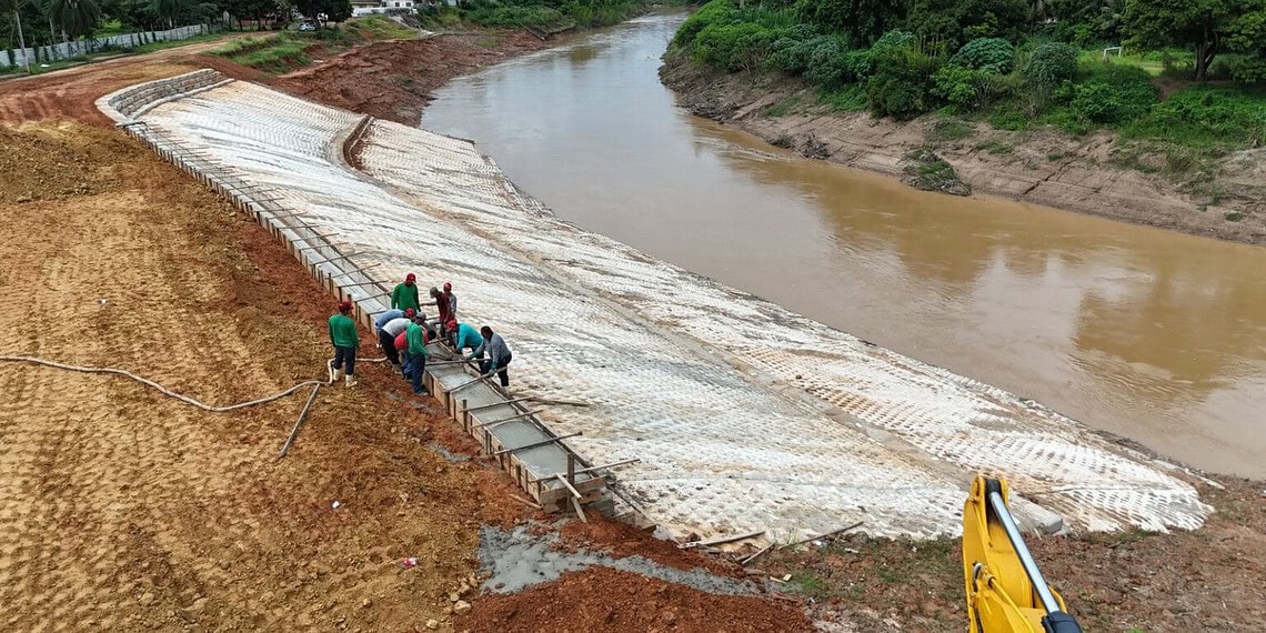 Obra segue evoluindo, com trabalho na fase de concretagem. Foto: Ascom/Deracre