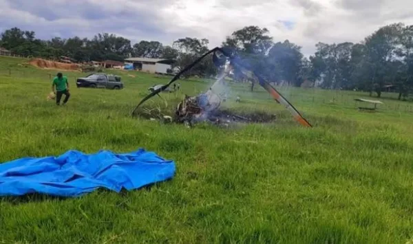 Helicóptero cai em Minas Gerais e deixa três mortos