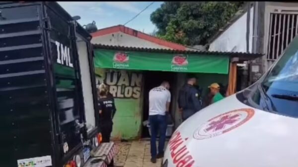 Comerciante é morto a tiros dentro de estabelecimento em Cruzeiro do Sul; suspeito é preso