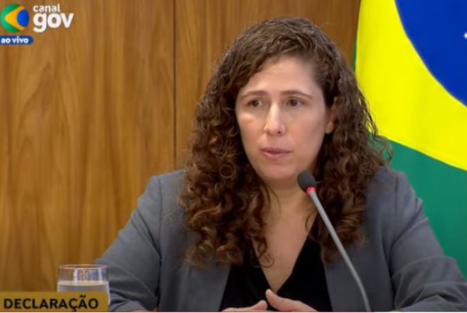 Segundo a ministra Esther Dweck, dos 2.305 candidatos aprovados para nove cargos, analista de infraestrutura é o que mais tem vagas: 900 - (crédito: Reprodução/YouTube/Canal GOV)