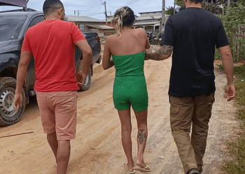 Polícia Civil prende mulher acusada de ajudar criminosos em assalto a lotérica de Tarauacá. Foto: cedida.