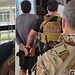 Filho se une a traficante e simula sequestro para extorquir a própria mãe • Reprodução