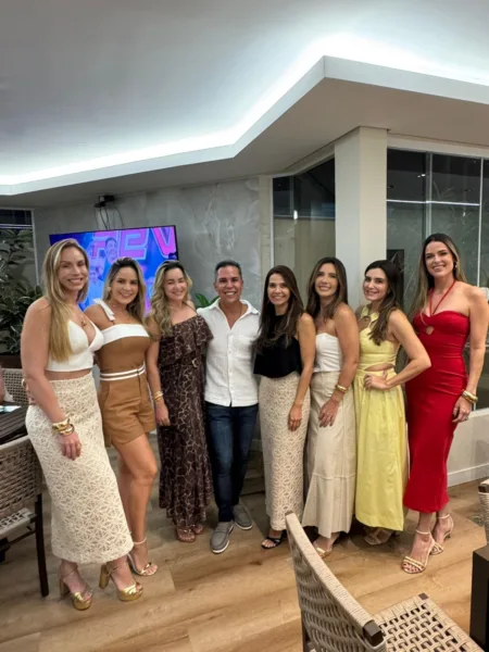 Gigi Hanan celebrou aniversário com seleto grupo de amigas em sua residência; veja mais na coluna No Circuito