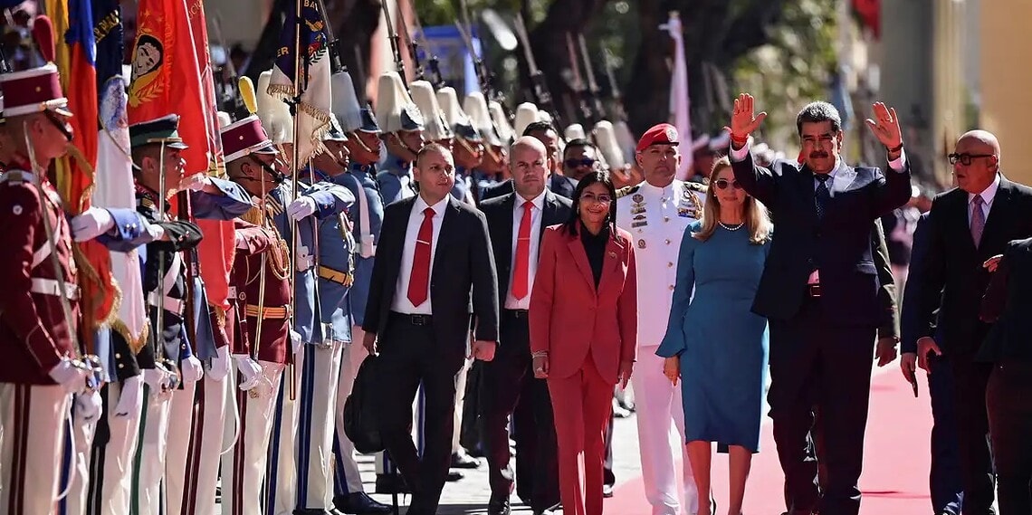 Foto: REUTERS/GABY ORAA