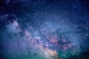 A descoberta de Quipu e das outras quatro superestruturas levantou dúvidas entre os astrônomos - (crédito: Jeremy Thomas/Unsplash)