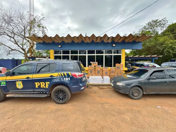 PRF apreende mais 11,5 mil maços de cigarros contrabandeados na BR-364 em Rio Branco