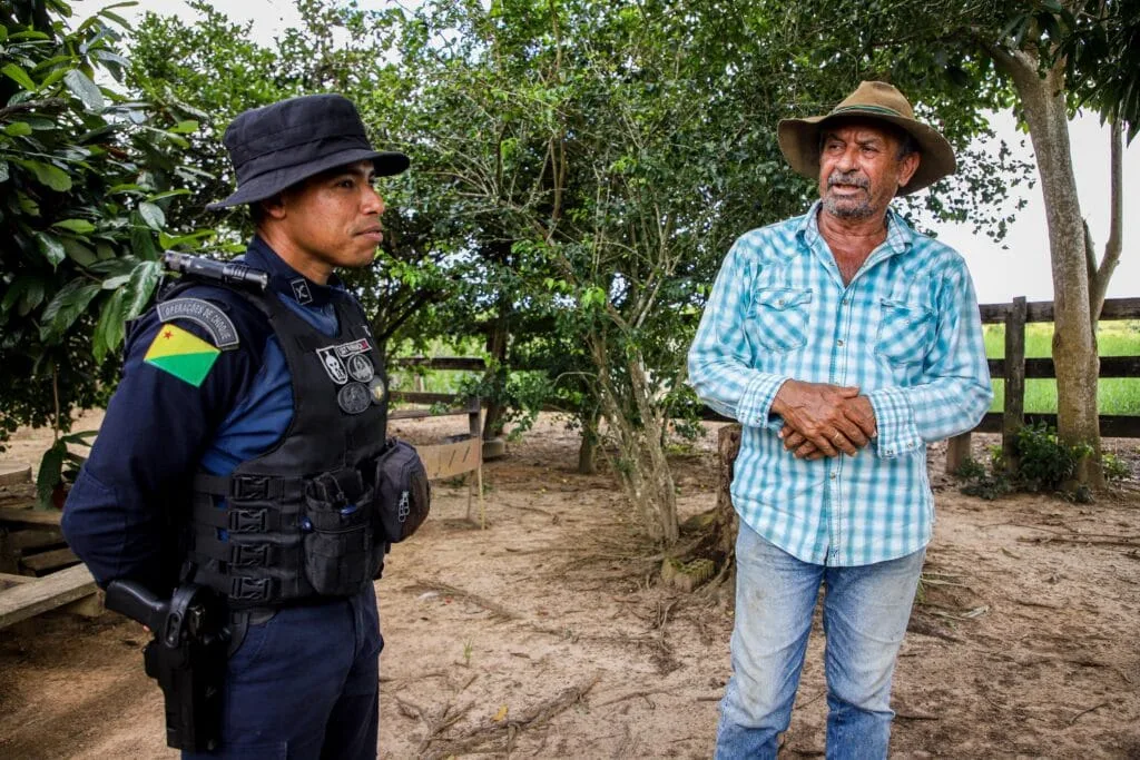 Patrulhamento rural na Transacreana fortalece laços entre Polícia Militar e comunidade