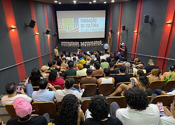 Exibição do curta-metragem "Luzes do Arco-Íris" no Cine Teatro Recreio. Foto: Mário Fotografia