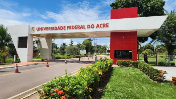 Ufac suspende atividades acadêmicas presenciais neste sábado devido à falta de água em Rio Branco