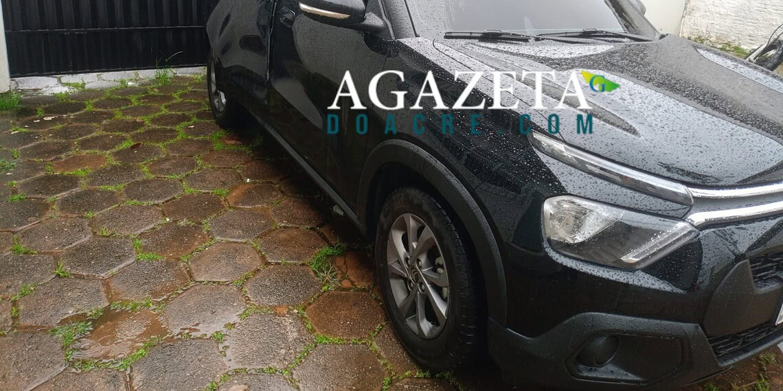 Bandidos invadem casa em Rio Branco e roubam joias, carro, eletrônicos e até cachorro e gatos